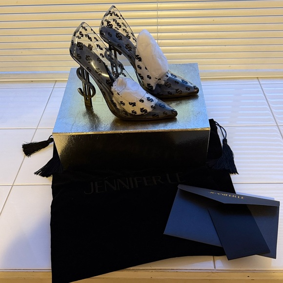 Black and White Patterned Heels - Picture 1 of 5